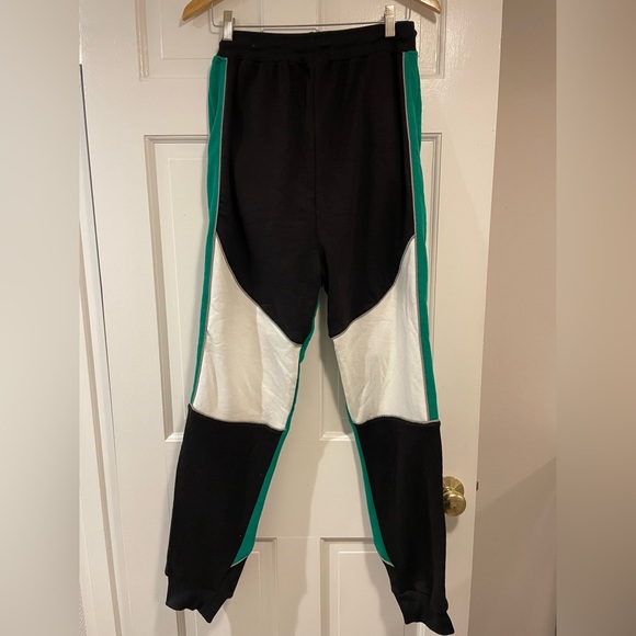 Pretty Little Thing Sweats - Picture 2 of 2